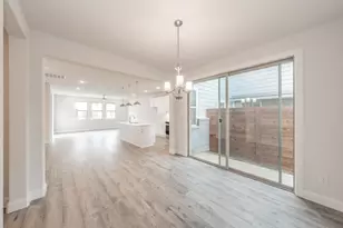 9709 Thorncrown Ln, Fort Worth, TX 76179 - Photo 12