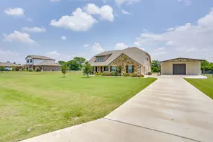 7809 Emersyn Dr, Rio Vista, TX 76093 - Photo 2