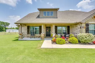 7809 Emersyn Dr, Rio Vista, TX 76093 - Photo 1