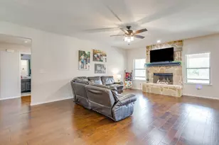 7809 Emersyn Dr, Rio Vista, TX 76093 - Photo 10