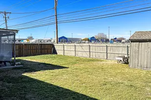 1324 N Creek Dr, Saginaw, TX 76179 - Photo 12