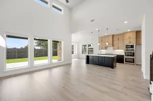 938 Cardinal Dr, Midlothian, TX 76065 - Photo 2