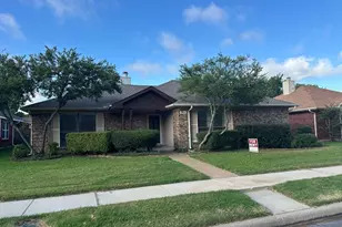 629 Coats St, Coppell, TX 75019 - Photo 2