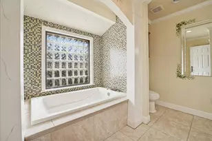 604 S Hampton Rd, Oak Leaf, TX 75154 - Photo 20