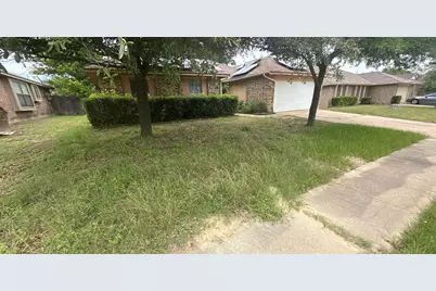 914 Larue Drive, Cedar Hill, TX 75104 - Photo 2