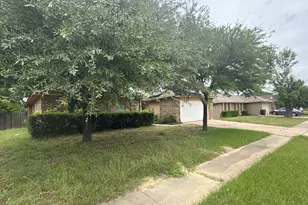 914 Larue Dr, Cedar Hill, TX 75104 - Photo 6
