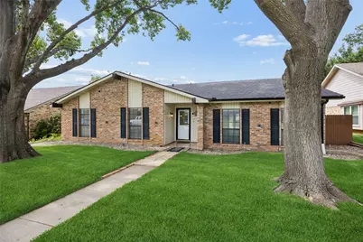 3004 Yorkshire Court, Flower Mound, TX 75028 - Photo 2