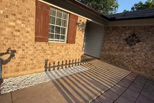 421 Smith Ave, Everman, TX 76140 - Photo 2