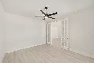 930 Cardinal Dr, Midlothian, TX 76065 - Photo 10