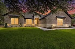 9814 Bringier Ct, Granbury, TX 76049 - Photo 1