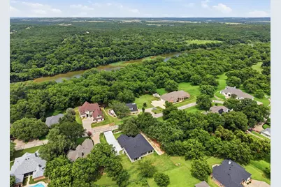 9814 Bringier Court, Granbury, TX 76049 - Photo 40