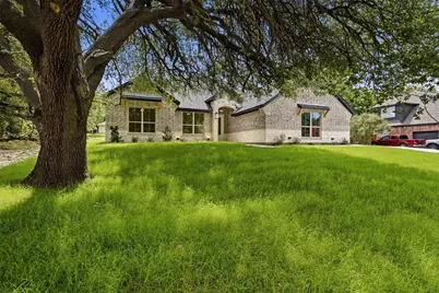 9814 Bringier Court, Granbury, TX 76049 - Photo 4