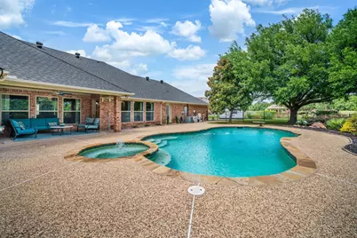 6400 Oak Hollow Drive, Burleson, TX 76028 - Photo 30