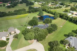 6400 Oak Hollow Dr, Burleson, TX 76028 - Photo 40