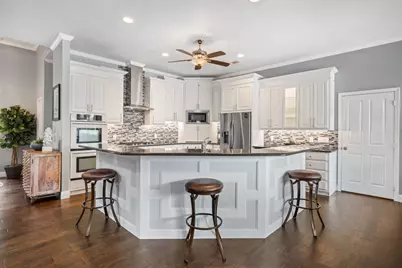 6400 Oak Hollow Drive, Burleson, TX 76028 - Photo 12