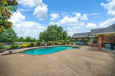 6400 Oak Hollow Drive, Burleson, TX 76028 - Photo 28