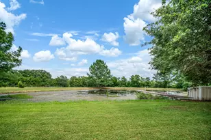 6400 Oak Hollow Dr, Burleson, TX 76028 - Photo 32
