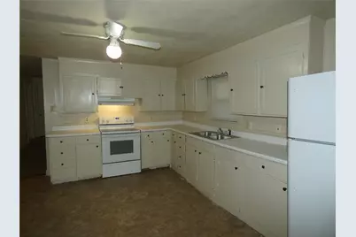 209 Hunt Street, Clyde, TX 79510 - Photo 6