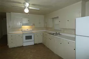 209 Hunt St, Clyde, TX 79510 - Photo 6