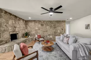 3905 Mountain Vista Dr, Granbury, TX 76048 - Photo 12