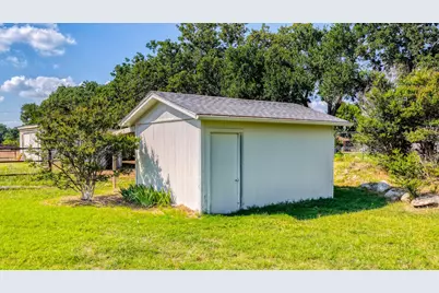 3905 Mountain Vista Drive, Granbury, TX 76048 - Photo 36
