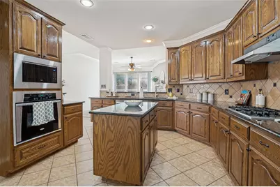 3127 S Camino Lagos, Grand Prairie, TX 75054 - Photo 18