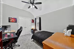 851 Bridle Path, Burleson, TX 76028 - Photo 32