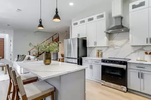 816 Premier Pkwy, Grand Prairie, TX 75051 - Photo 12