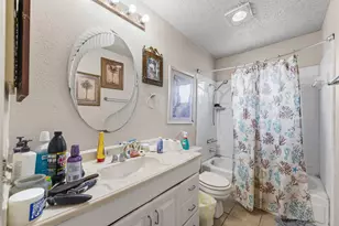 106 E Schreiber St, Garland, TX 75040 - Photo 16