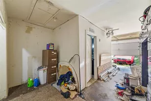 106 E Schreiber St, Garland, TX 75040 - Photo 20