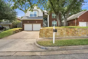 3517 Paint Brush Ln, Bedford, TX 76021 - Photo 1