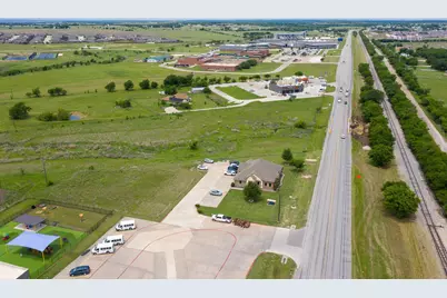 8905 N Highway 171, Godley, TX 76044 - Photo 10