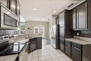 932 Avondale Ln, Plano, TX 75025 - Photo 4