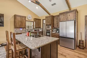 2400 Horsemans Dr, Stephenville, TX 76401 - Photo 6