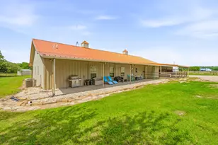 2400 Horsemans Dr, Stephenville, TX 76401 - Photo 20