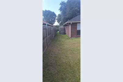 802 Crystal Creek Lane, Arlington, TX 76001 - Photo 4