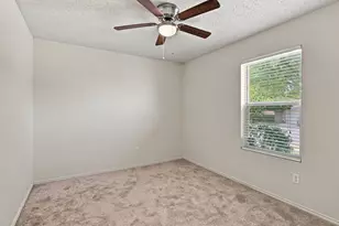 4880 Parkview Hills Ln, Fort Worth, TX 76179 - Photo 8
