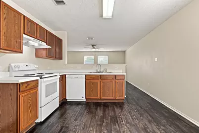 4880 Parkview Hills Lane, Fort Worth, TX 76179 - Photo 12