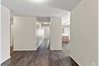 4880 Parkview Hills Lane, Fort Worth, TX 76179 - Photo 10