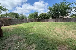 1817 Berkeley Dr, Glenn Heights, TX 75154 - Photo 26