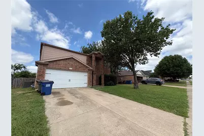 1817 Berkeley Drive, Glenn Heights, TX 75154 - Photo 2