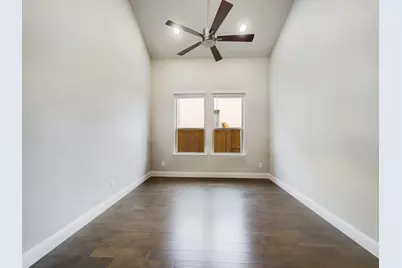11192 Hocking Hills Drive, Frisco, TX 75035 - Photo 6