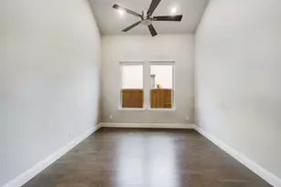 11192 Hocking Hills Dr, Frisco, TX 75035 - Photo 6