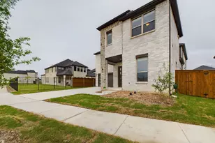 11192 Hocking Hills Dr, Frisco, TX 75035 - Photo 2