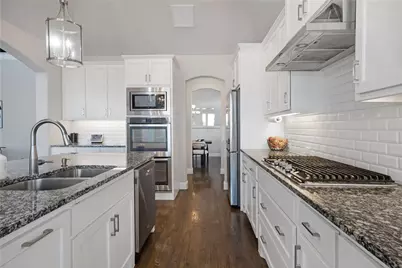 12615 Burnt Prairie Lane, Frisco, TX 75035 - Photo 10