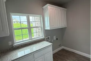 1039 Deer Is Ct, Azle, TX 76020 - Photo 14