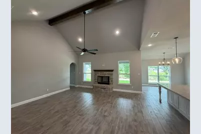 1039 Deer Island Court, Azle, TX 76020 - Photo 4