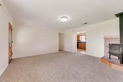 1447 Campbell Road, Waxahachie, TX 75167 - Photo 10