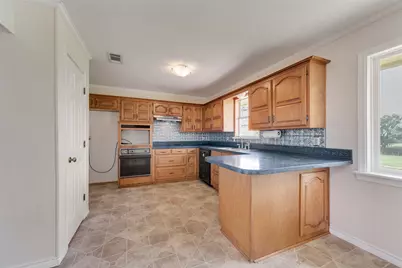1447 Campbell Road, Waxahachie, TX 75167 - Photo 14