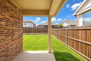 817 Blackhawk Dr, Princeton, TX 75407 - Photo 12